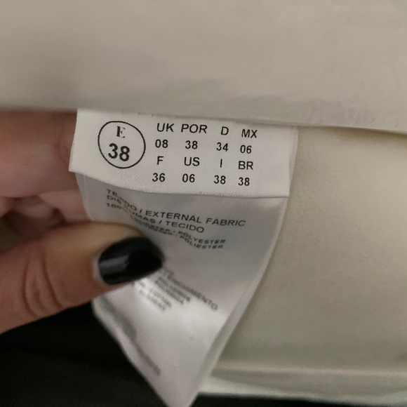 Pronovias Dalamo wedding dress - Picture 7 of 7